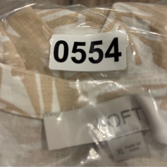 LOFT Palm Puff Sleeve Top Women’s XL Neutral Linen Blend Tropical Coastal Beach - Picture 7 of 7